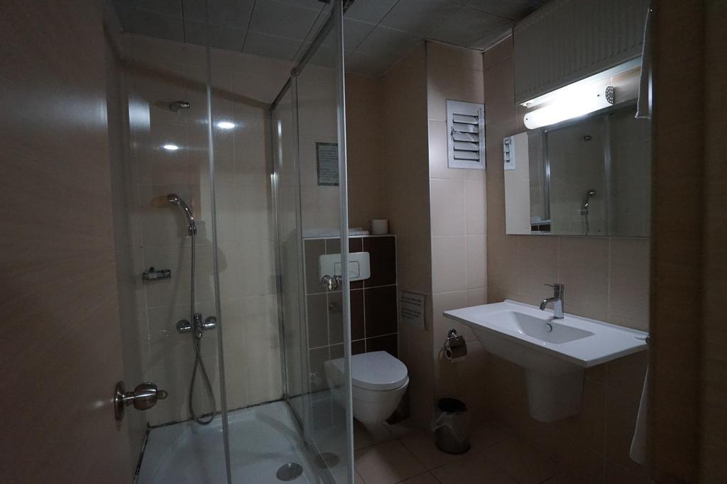 Yalihan Ari Hotel Unye Exteriör bild